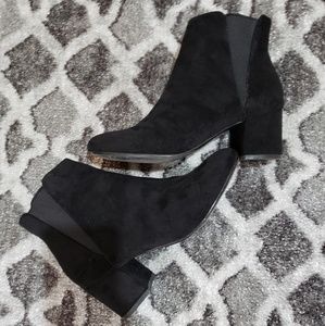Mint condition booties from Le Chateau